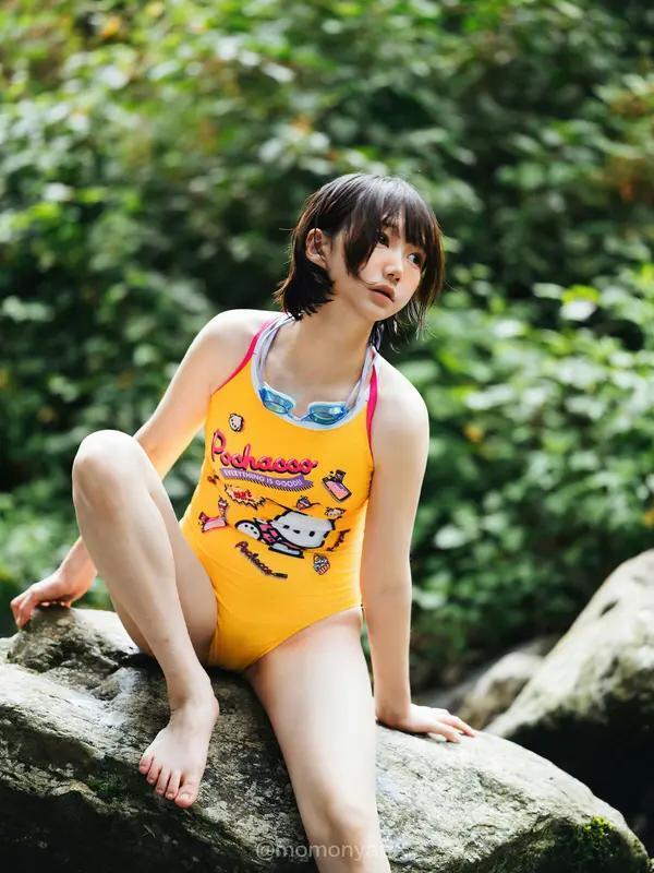 国模套图 夏の小川