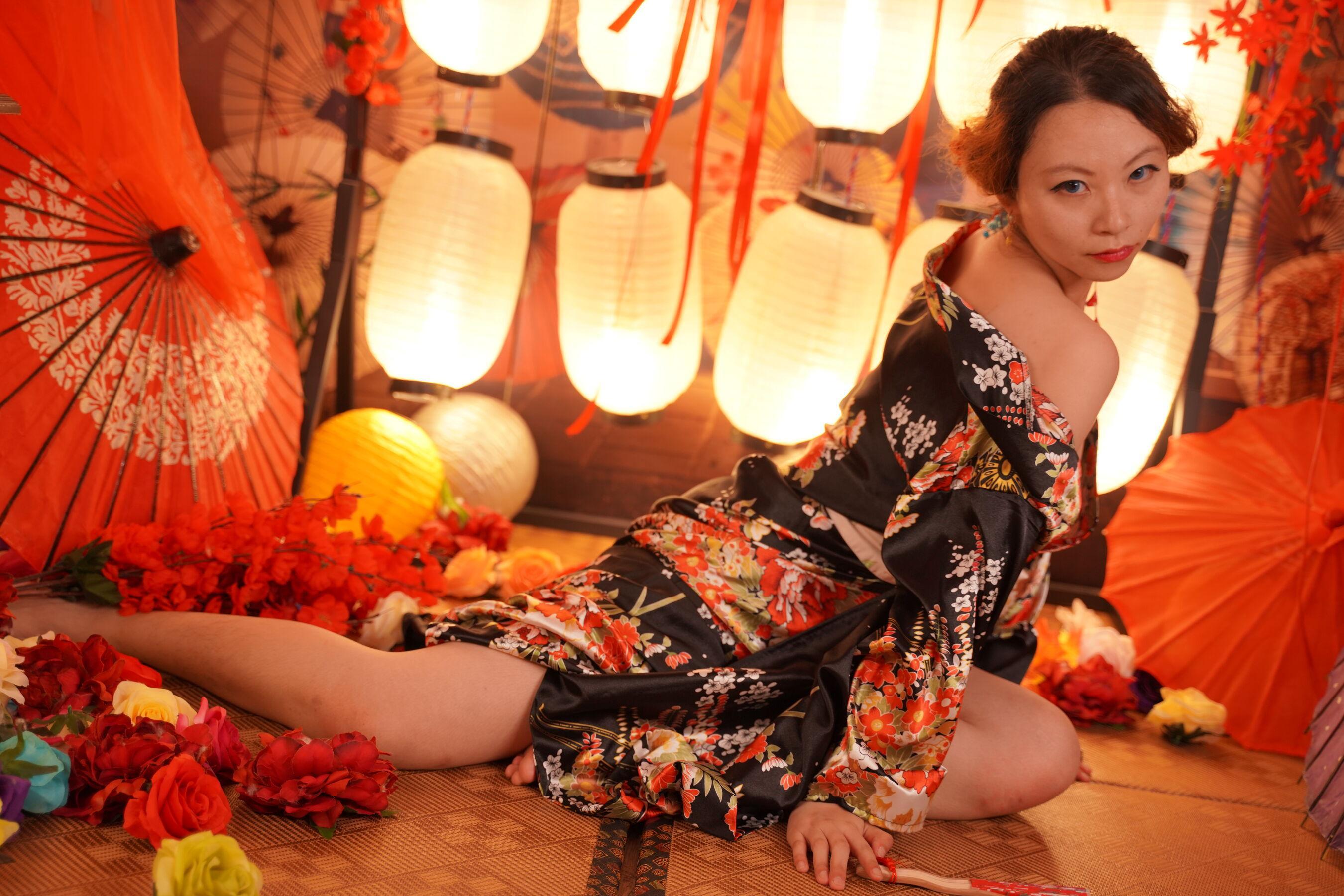 国模套图 国模仇仇大尺度人体私拍套图